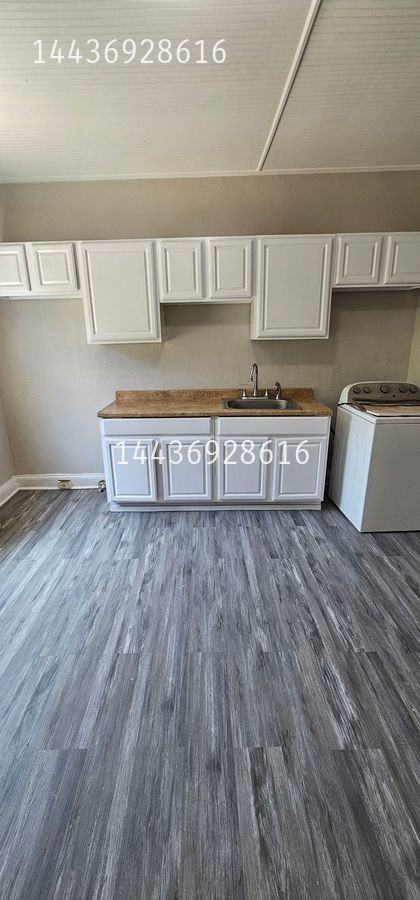 2011 W Lexington St - Photo 2 of 14