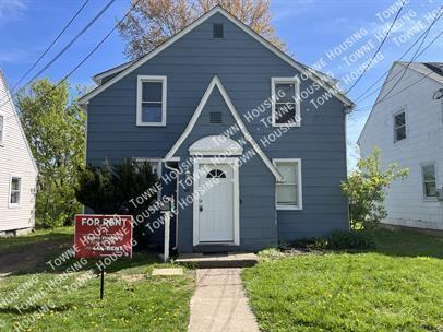 80 Charlotte St #2