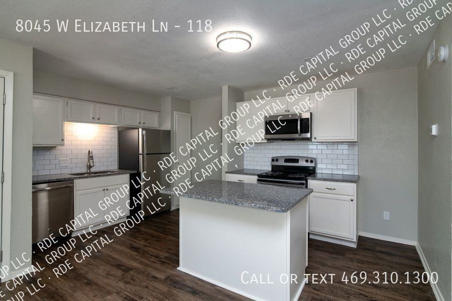 8045 W Elizabeth Ln #118