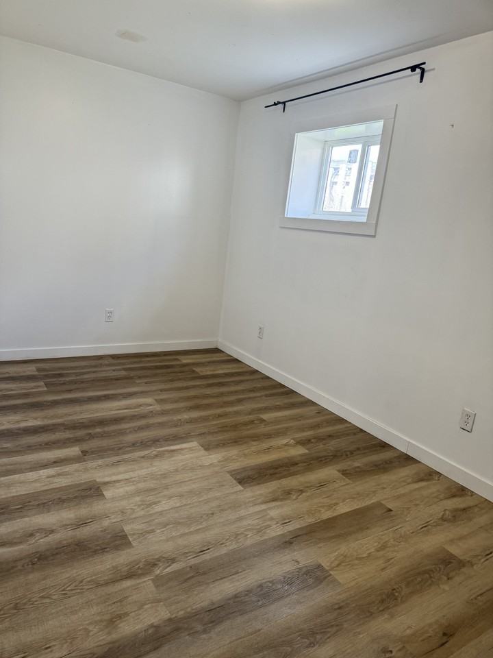 300-107 - 1470 - 1478 Milburn Avenue - 1478 - B #1478B - Photo 7 of 10