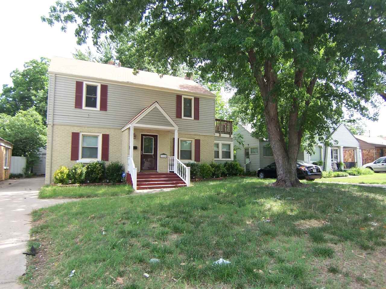 3220 NW 24th St - Photo 2 of 18