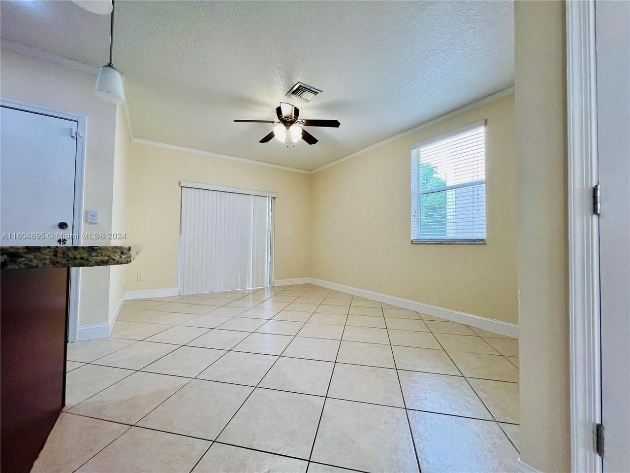 10560 Nw 57th Ct - Photo 3 of 8