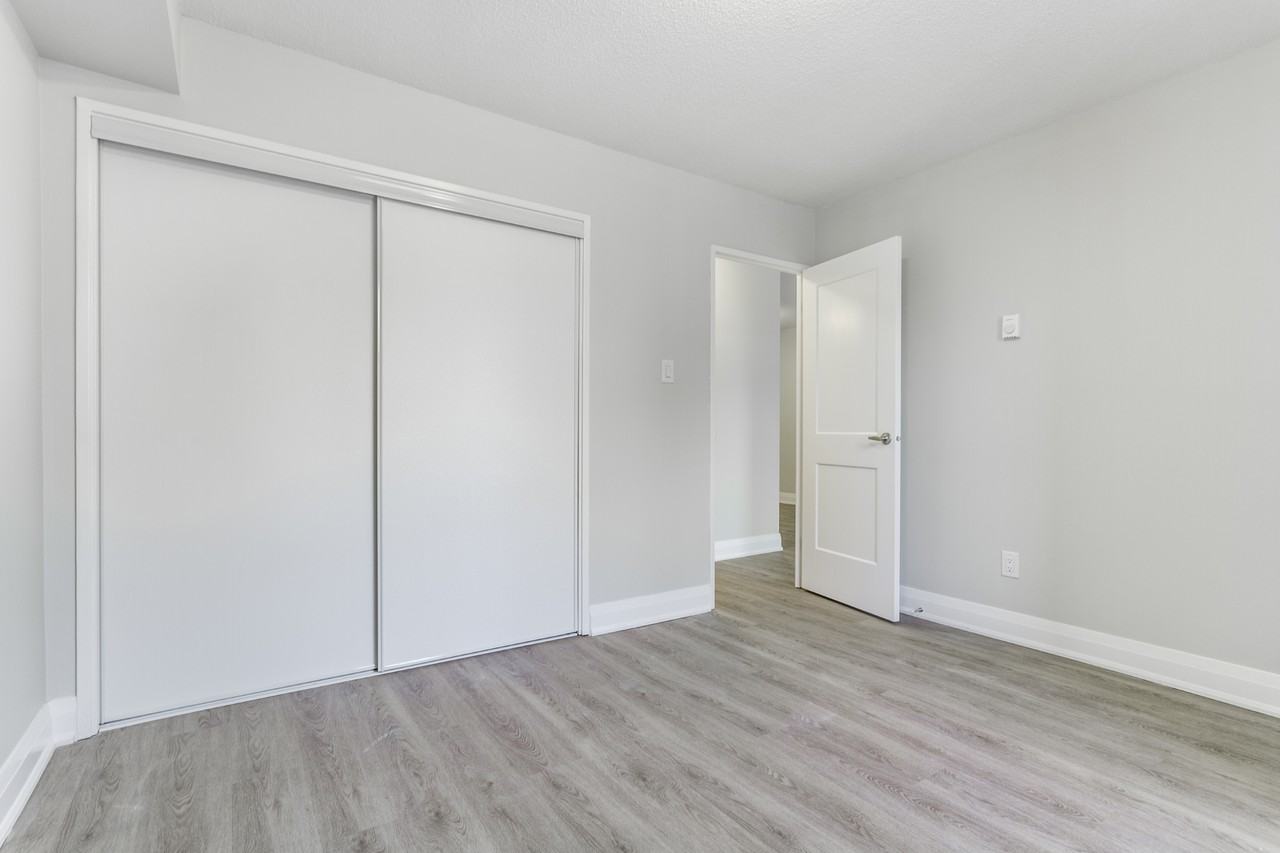 25 Lorne Avenue Apartments 25 Lorne Ave, Newmarket, ON L3Y 5N8 Zumper