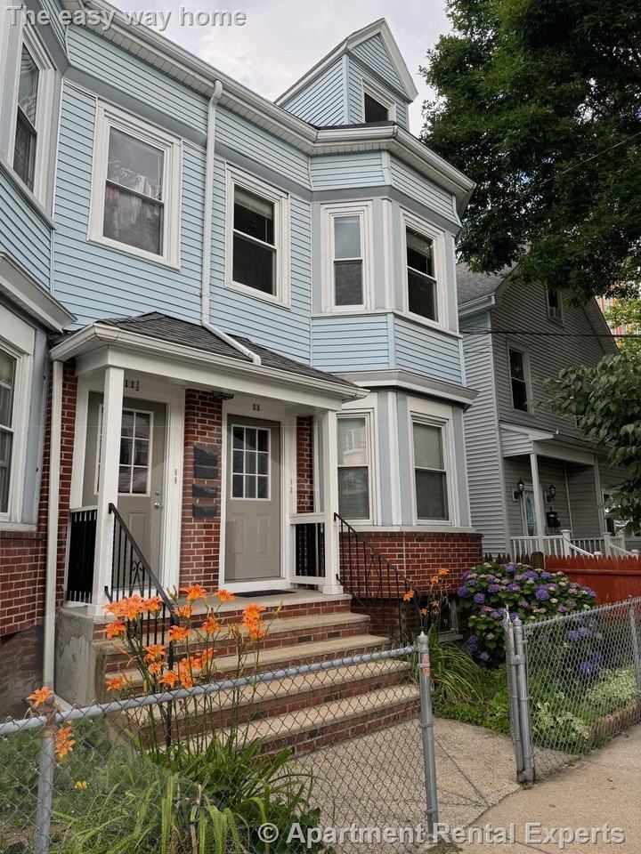 11 Concord Ave #2 - Photo 6 of 17