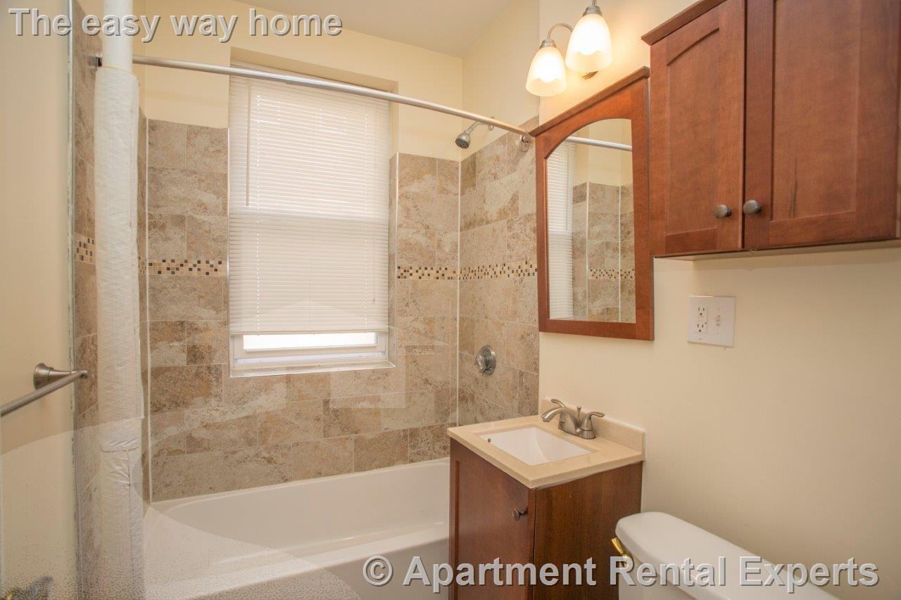 136 Highland Ave #28 - Photo 4 of 11