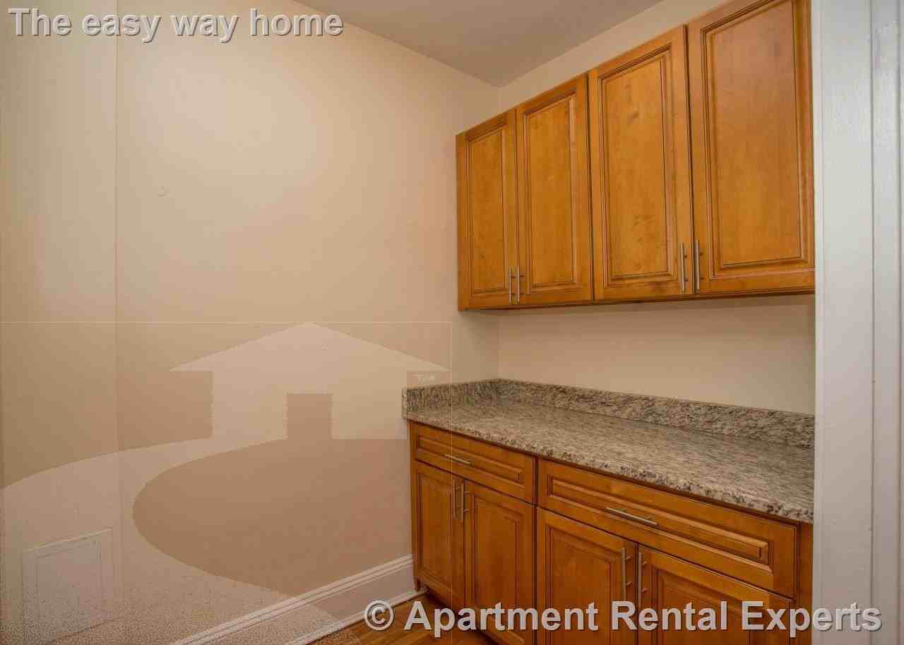 136 Highland Ave #28 - Photo 5 of 11