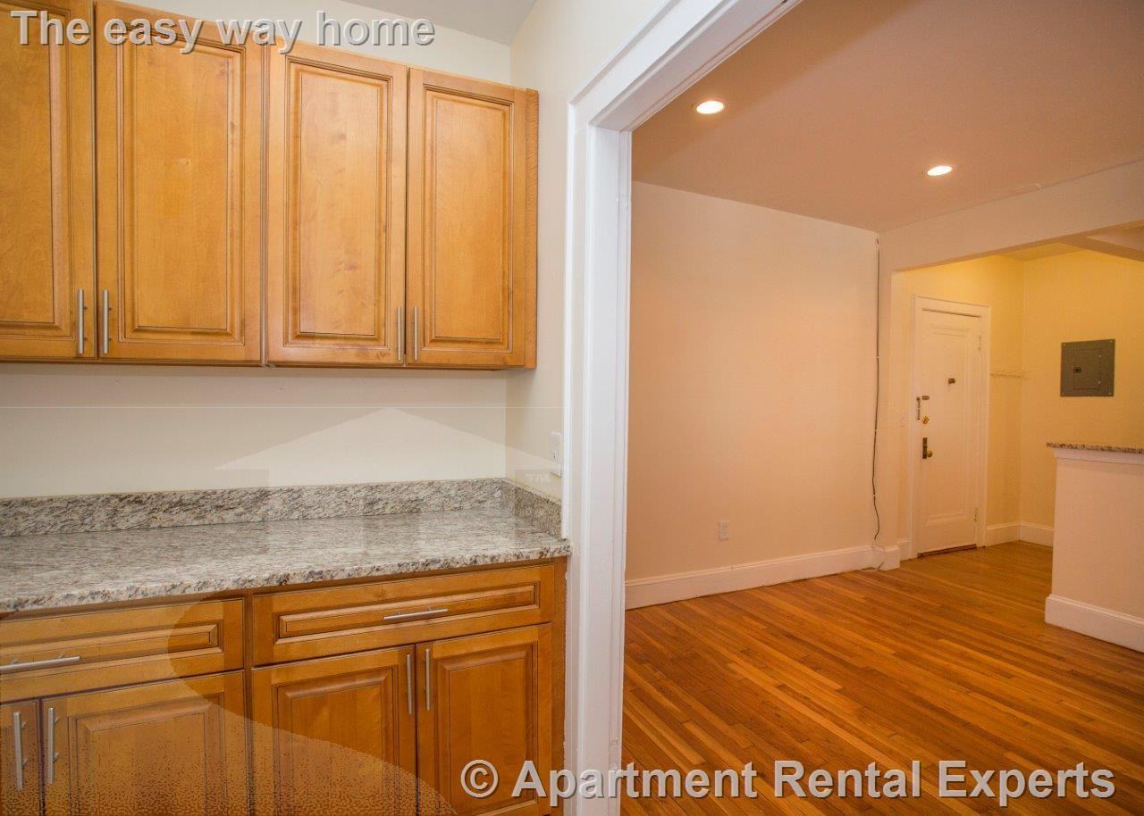 136 Highland Ave #28 - Photo 7 of 11