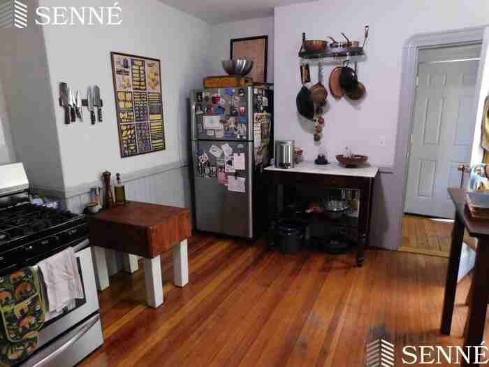21 Windom St #1 - Photo 2 of 8