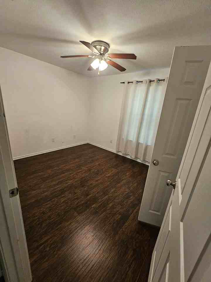 3701 Morris St - Photo 2 of 18