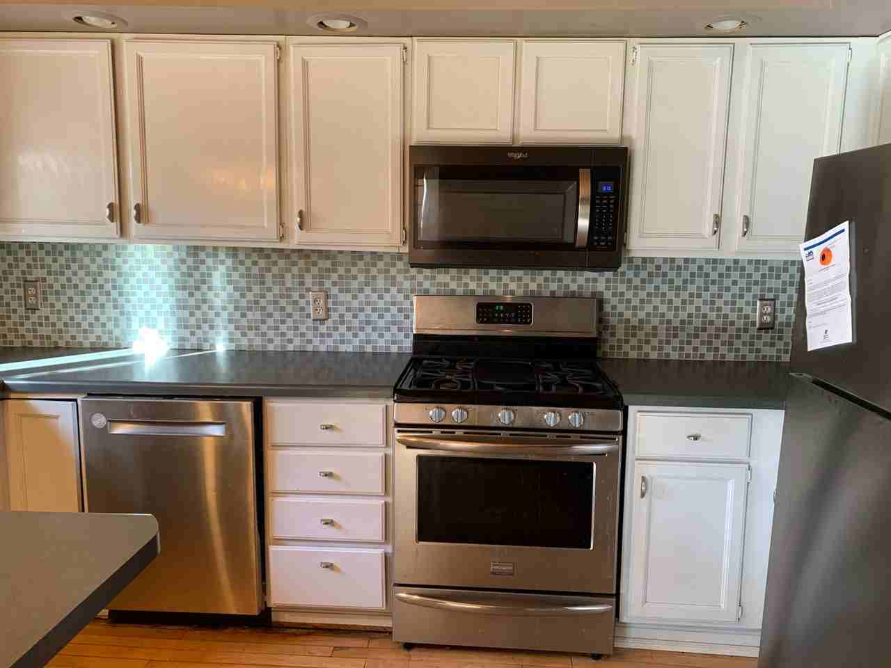 1405 N 9th Ave E - Photo 3 of 13