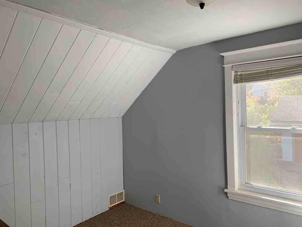 1405 N 9th Ave E - Photo 7 of 14