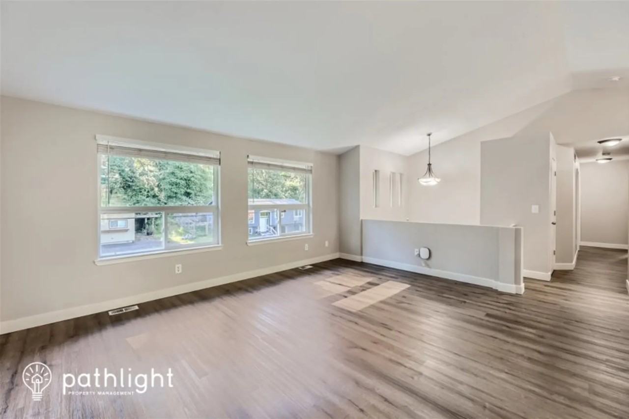 4511 Grand Ave - Photo 2 of 20