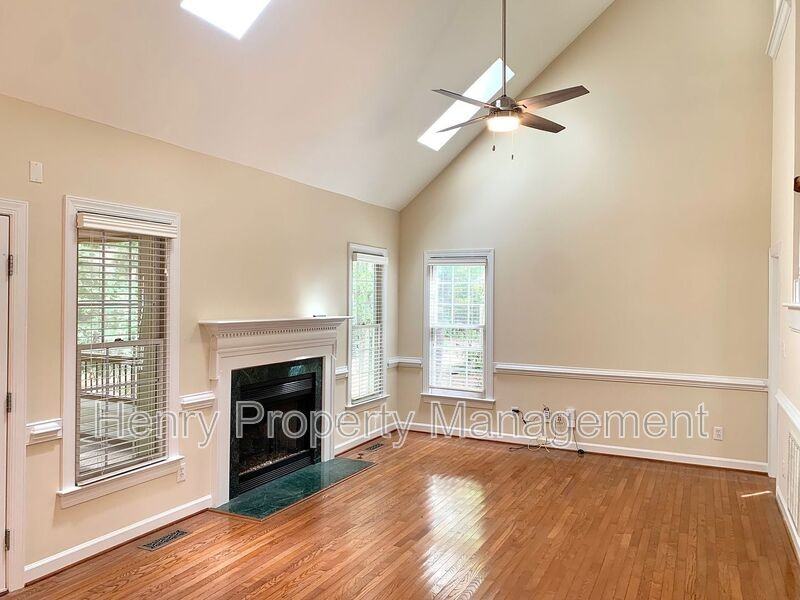 212 Lewey Brook Dr - Photo 4 of 28