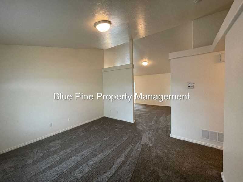 1156 Matchpoint Dr - Photo 3 of 22