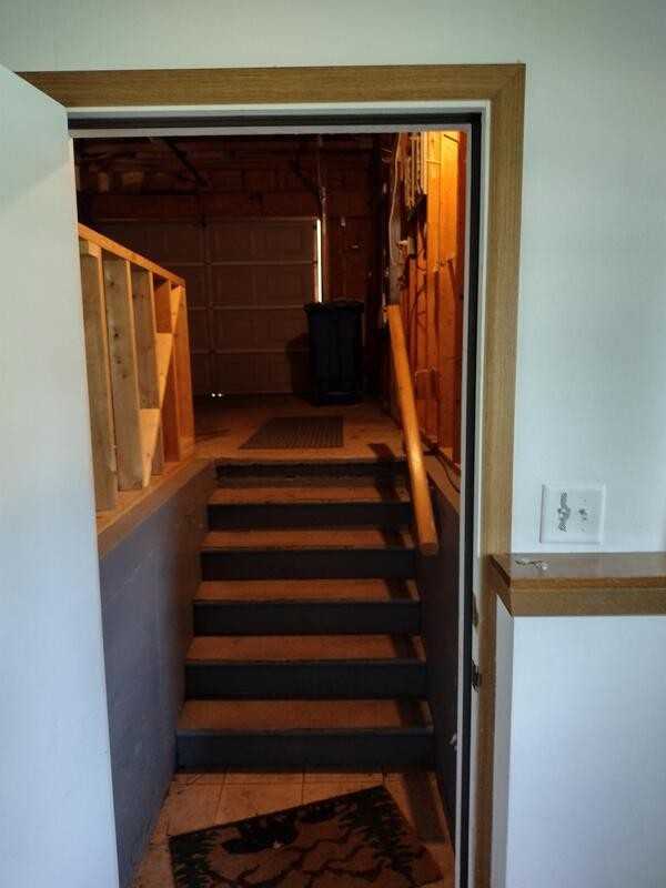 1103 Arthur Ave - Photo 6 of 26