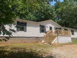 featured image of 221 Oakleigh Dr