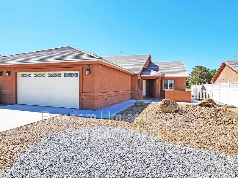 1229 Bourbon St - Photo 3 of 28