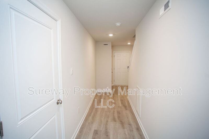 218 Macoun Way - Photo 4 of 15