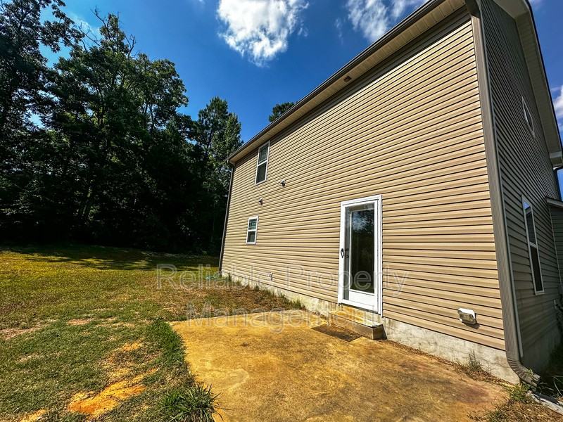 208 Crown Side Dr - Photo 2 of 13