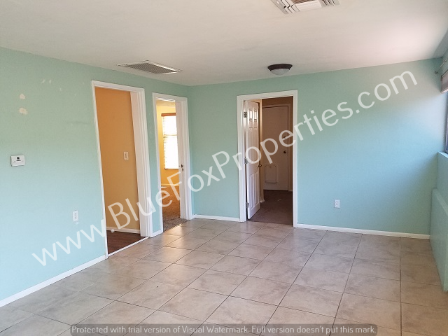 3021 E Linden St - Photo 3 of 5