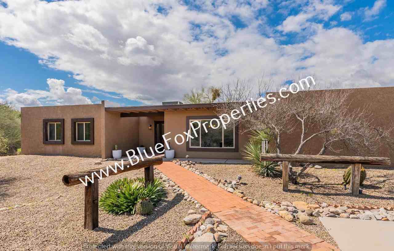1831 W Placita Del Coyote - Photo 3 of 32