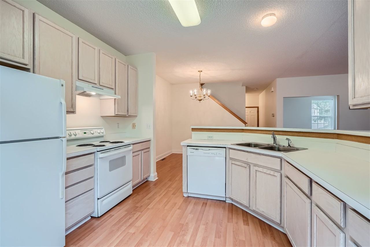 16365 Jamison Path - Photo 7 of 20