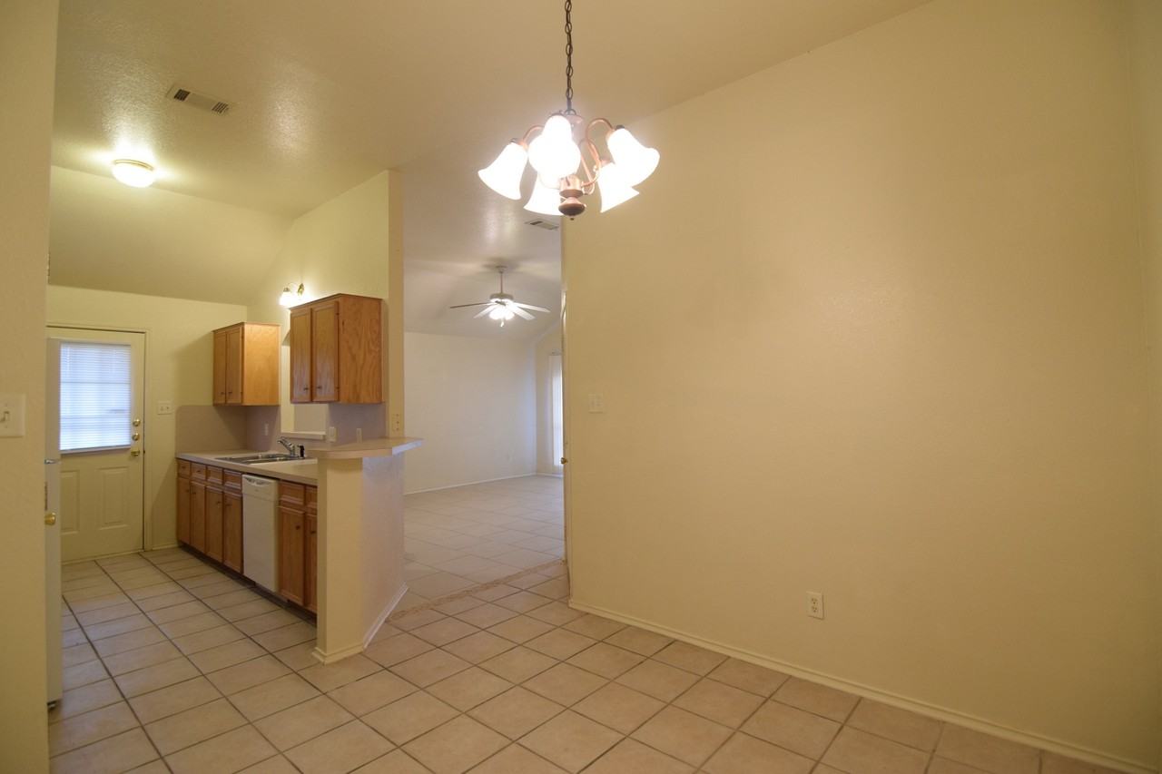 4503 July Dr - Photo 5 of 21