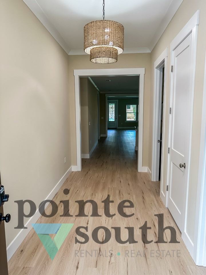 608 Fifth St - Photo 2 of 35
