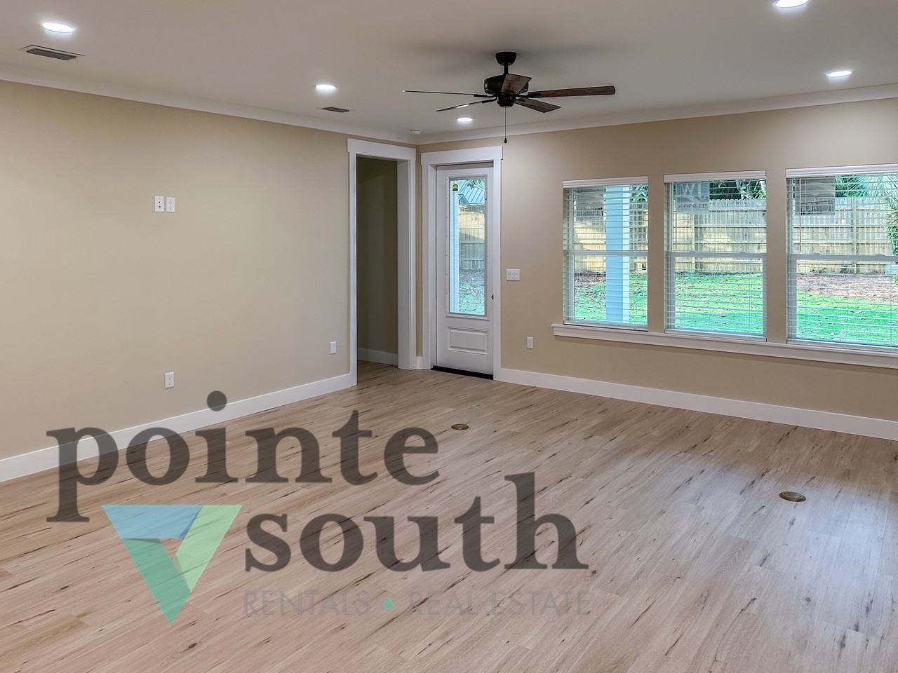 608 Fifth St - Photo 5 of 35