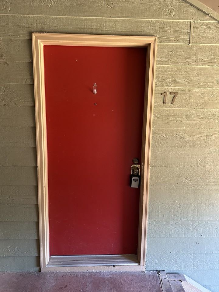 4899 S Dudley St #E17 - Photo 2 of 10