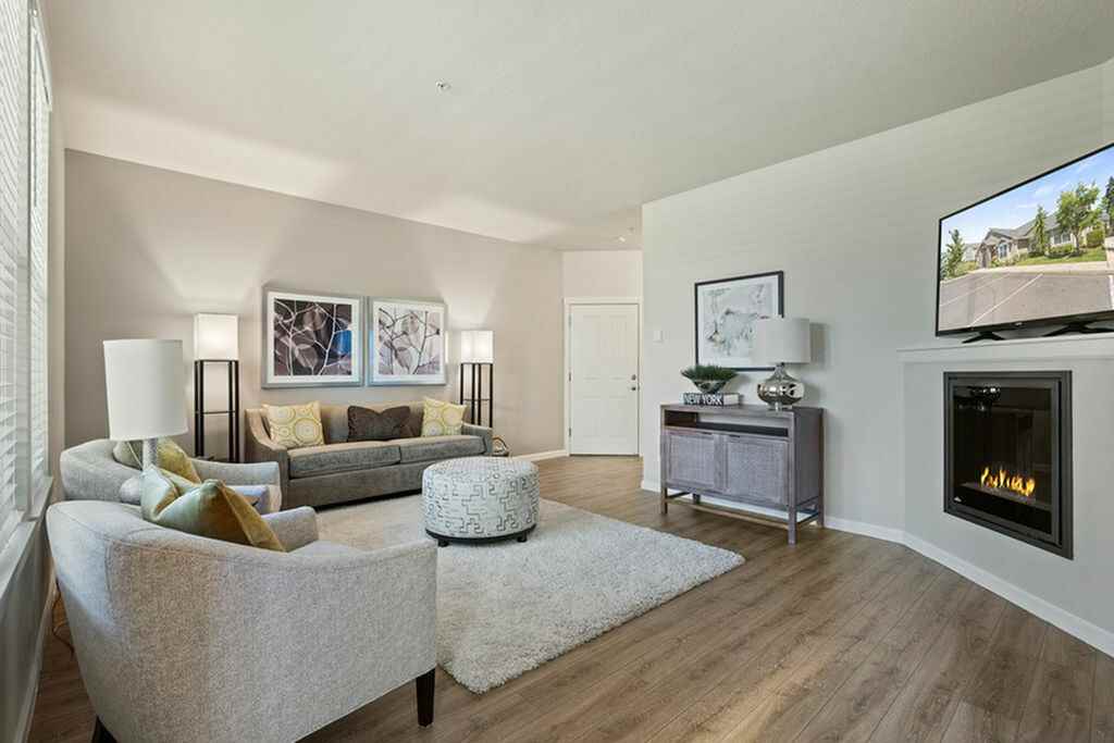 The Grove at 72nd - Photo 5 of 50