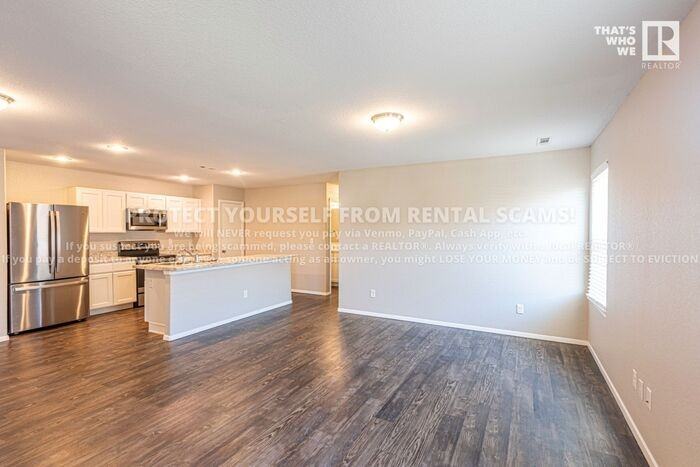 235 West Marietta Way - Photo 3 of 16