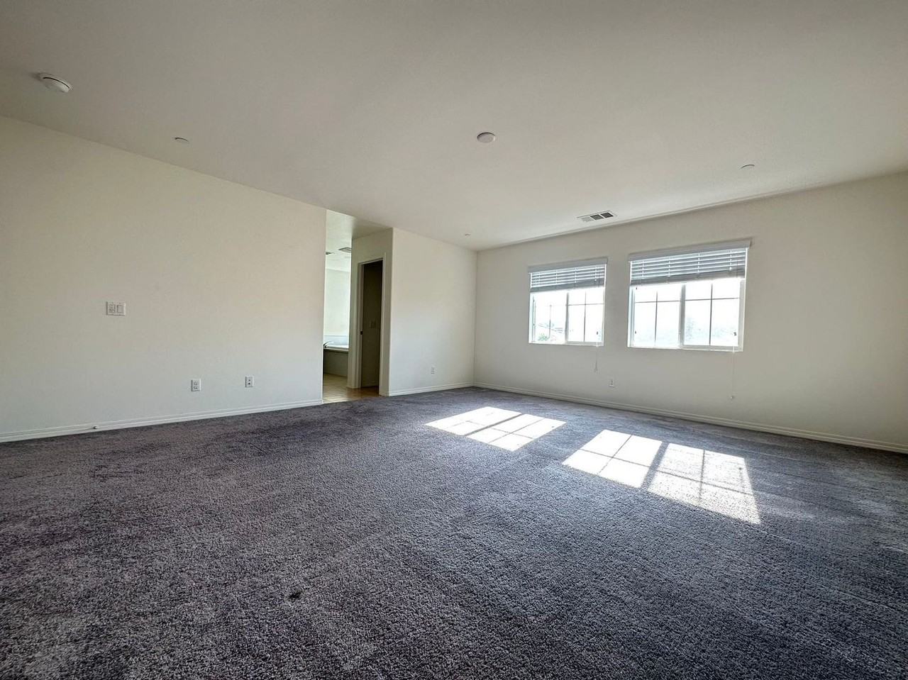 6852 Ripple Ct - Photo 7 of 22