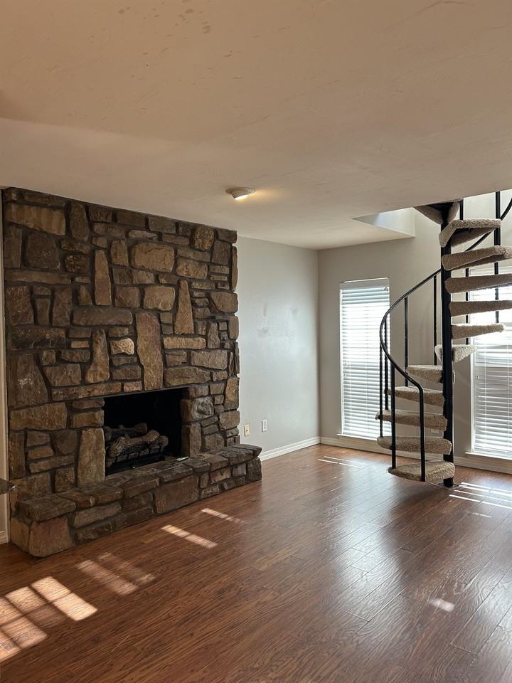 13803 Turnberry Ln #117 - Photo 2 of 10