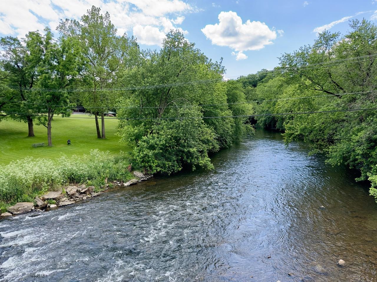 67 Chesapeake St - Photo 7 of 48