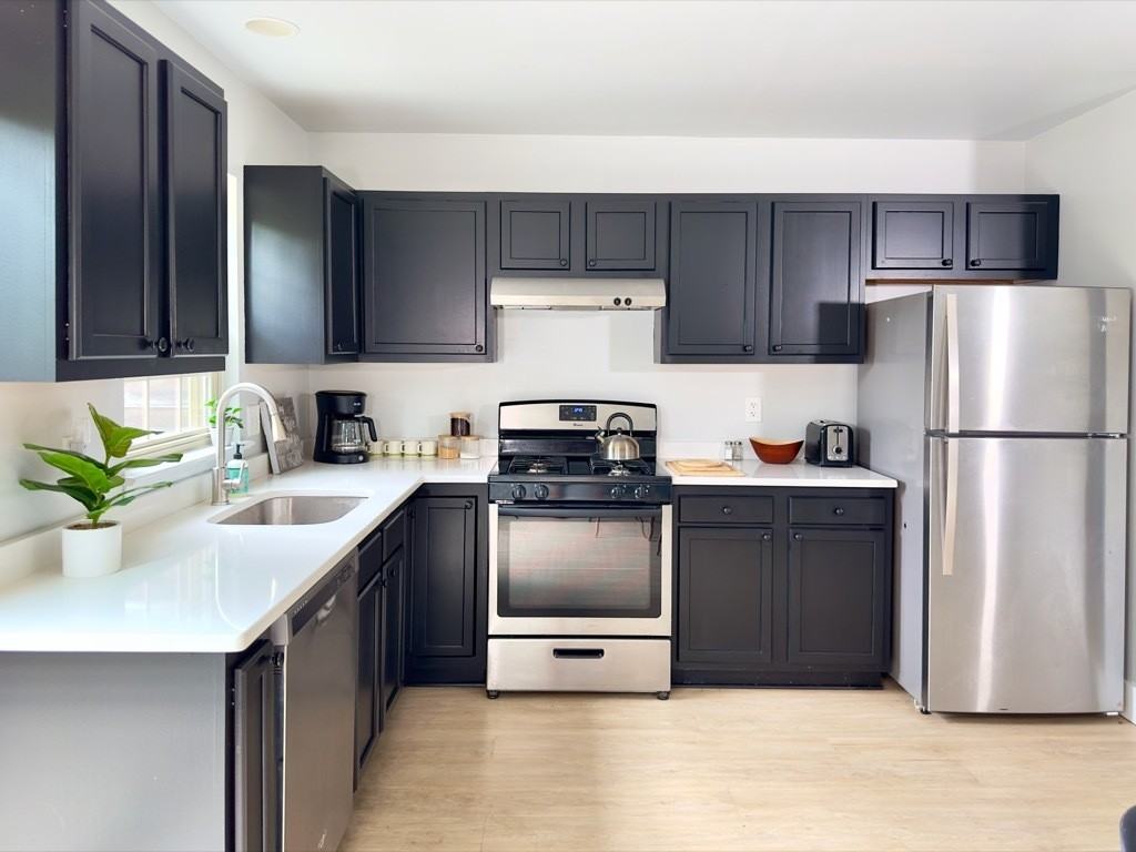 67 Chesapeake St - Photo 2 of 48