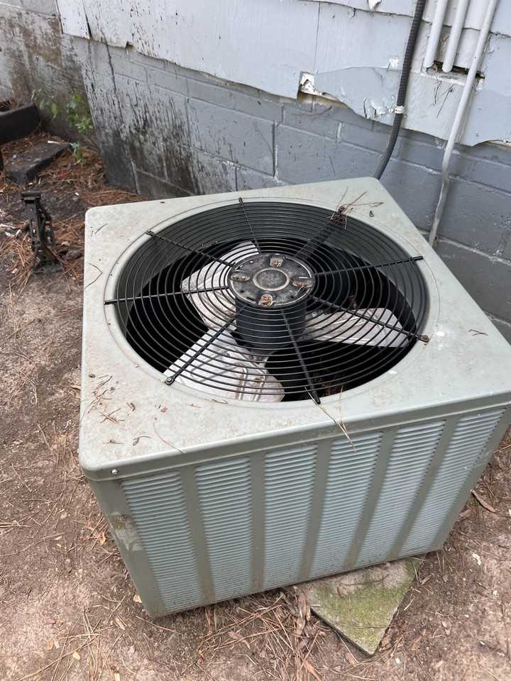 105 Faulkner St - Photo 6 of 30