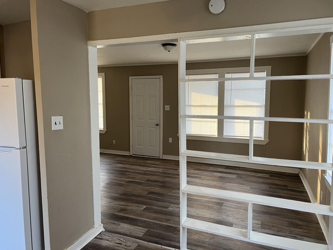 105 Faulkner St - Photo 5 of 30