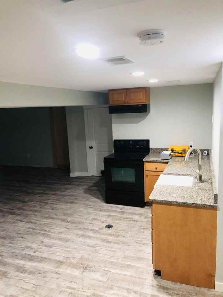 1424 Jewett St #1 - Photo 6 of 10