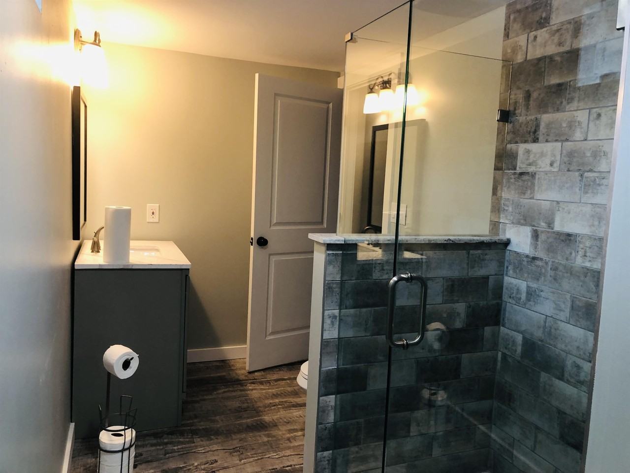 1424 Jewett St #1 - Photo 2 of 10