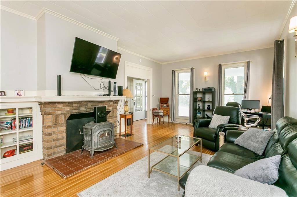 41 Vick Park A - Photo 3 of 11