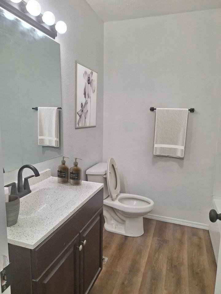 Fairfield Village - Photo 6 of 19