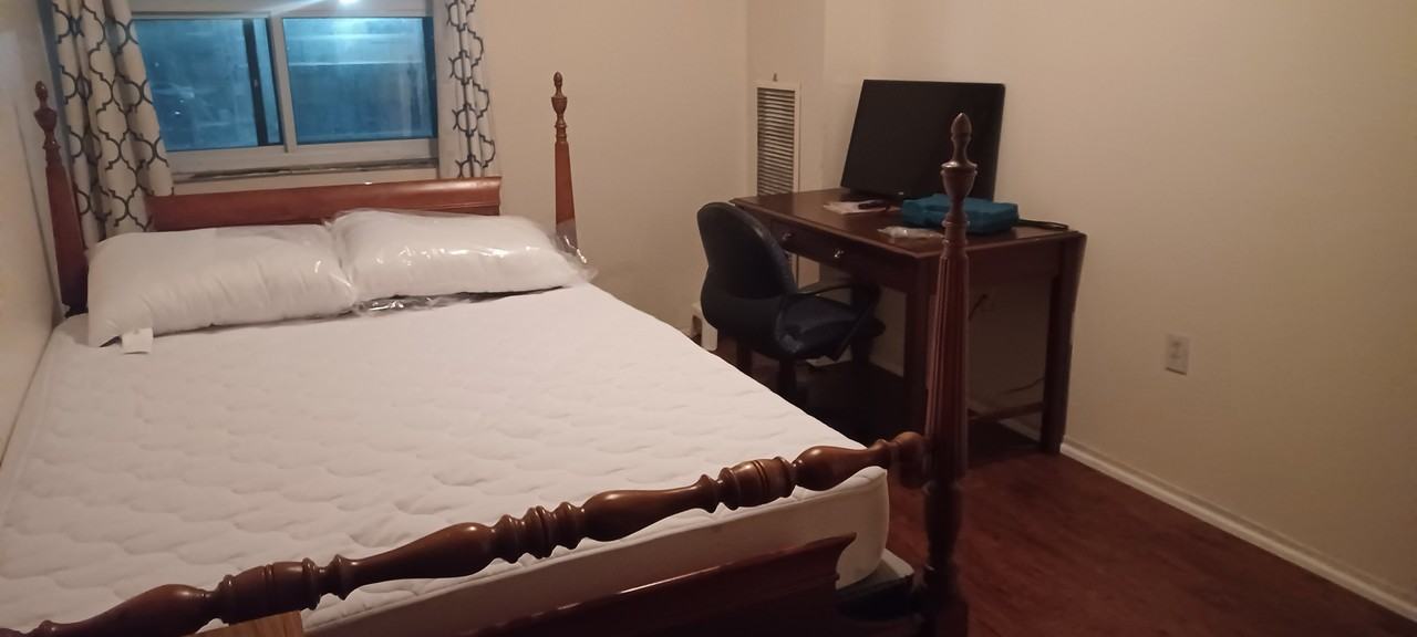 4060 Lawrence Avenue East - Photo 2 of 8