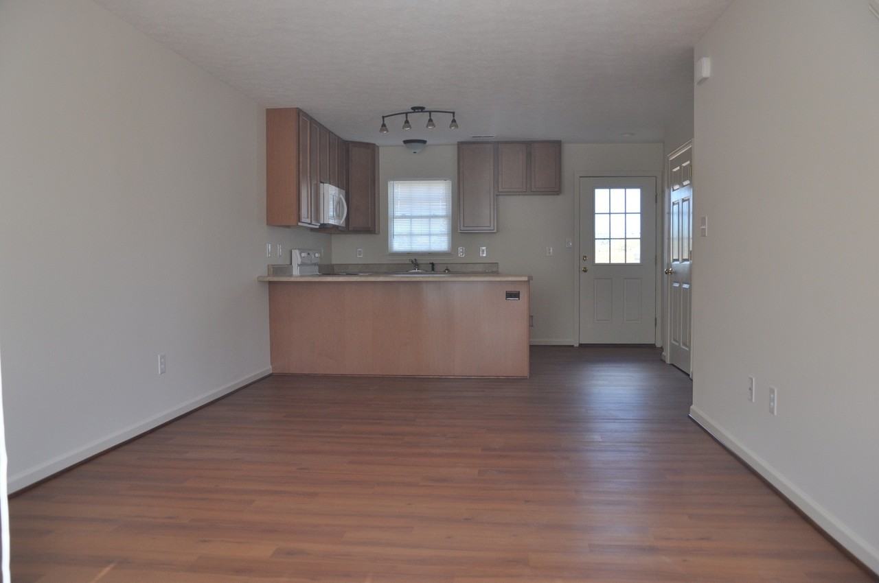 Maple Ridge Townhouses - Photo 3 of 12