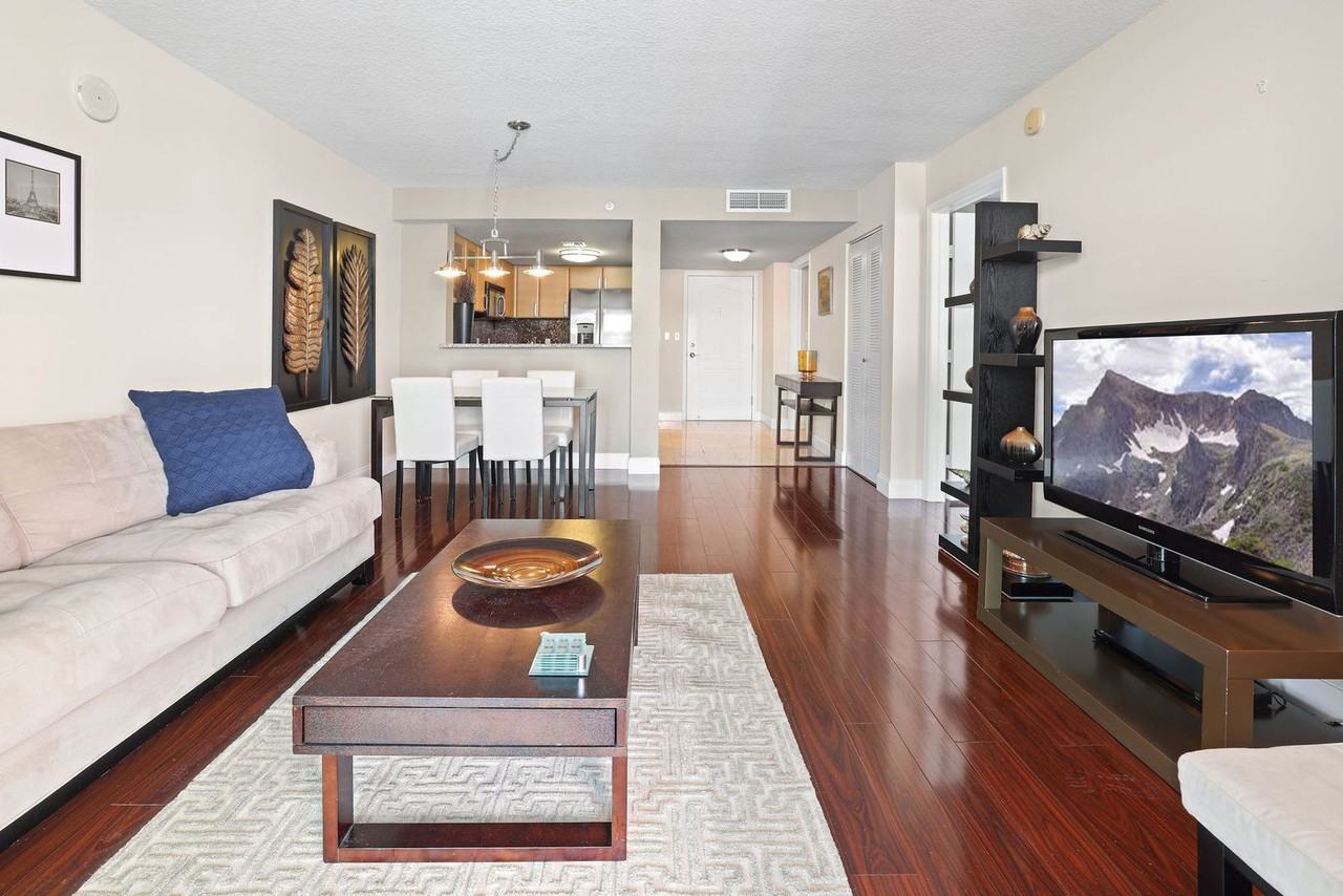 2101 Brickell Ave #1704 - Photo 5 of 24