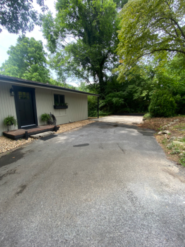 115 Longwood Rd - Photo 2 of 20