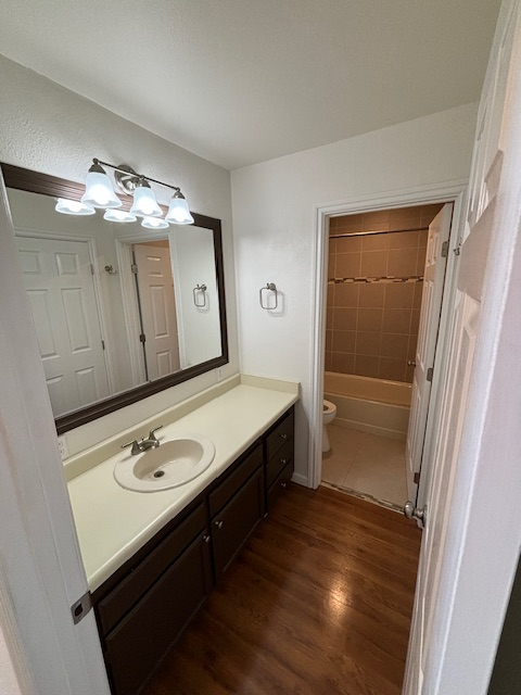 1911 Congress Cir #C - Photo 6 of 12