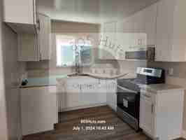 featured image of 1076 Rosewood Dr #B