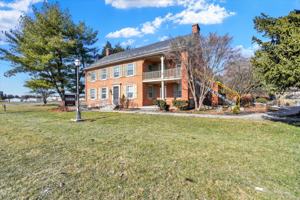 featured image of 4211 Lincoln Hwy #2