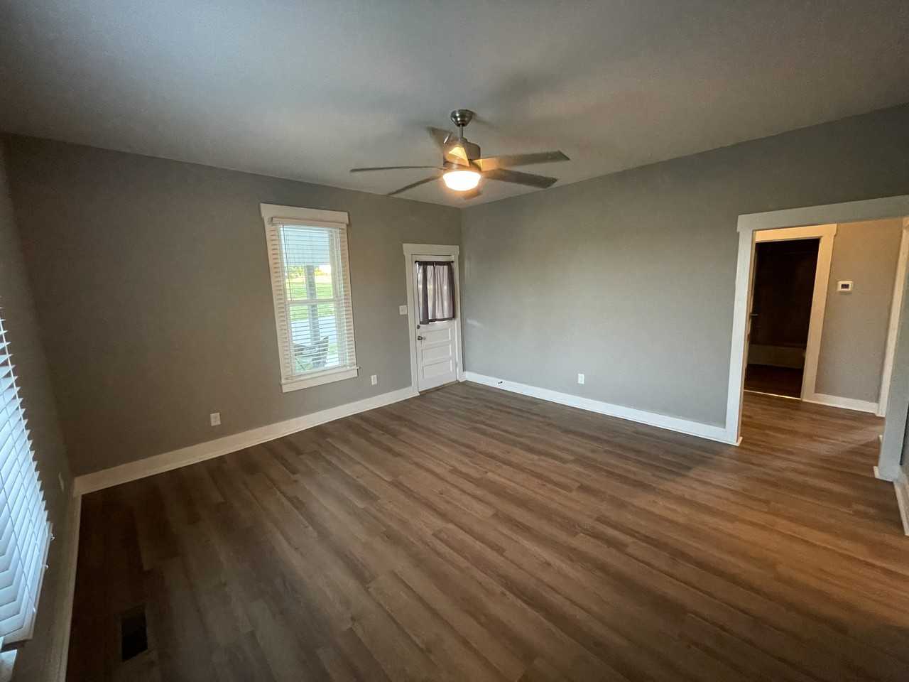 204 Spring St #NA - Photo 4 of 25